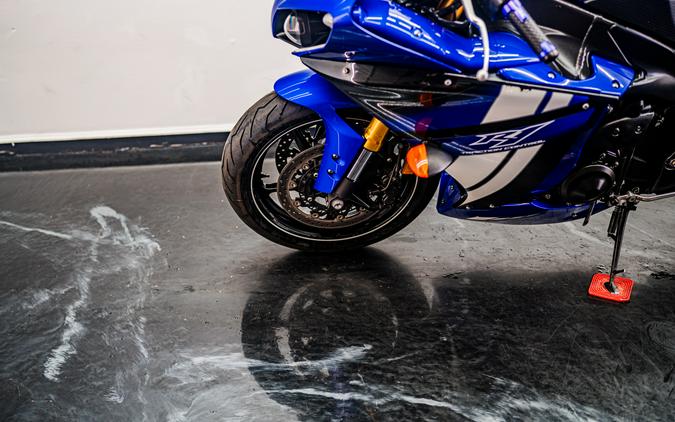 2014 Yamaha Motor Corp., USA YZF-R1
