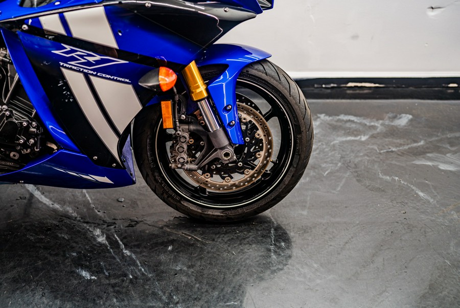 2014 Yamaha Motor Corp., USA YZF-R1