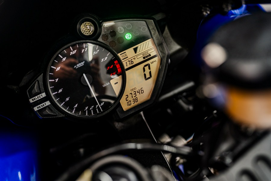 2014 Yamaha Motor Corp., USA YZF-R1