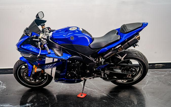 2014 Yamaha Motor Corp., USA YZF-R1