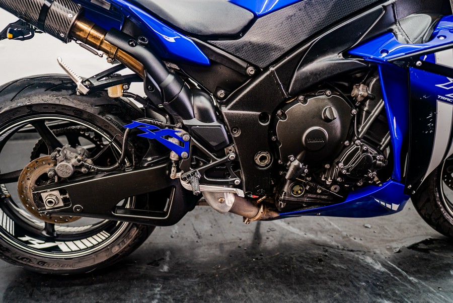 2014 Yamaha Motor Corp., USA YZF-R1