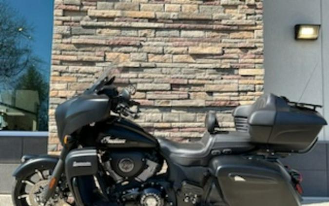 2023 Indian Roadmaster Dark Horse Black Smoke