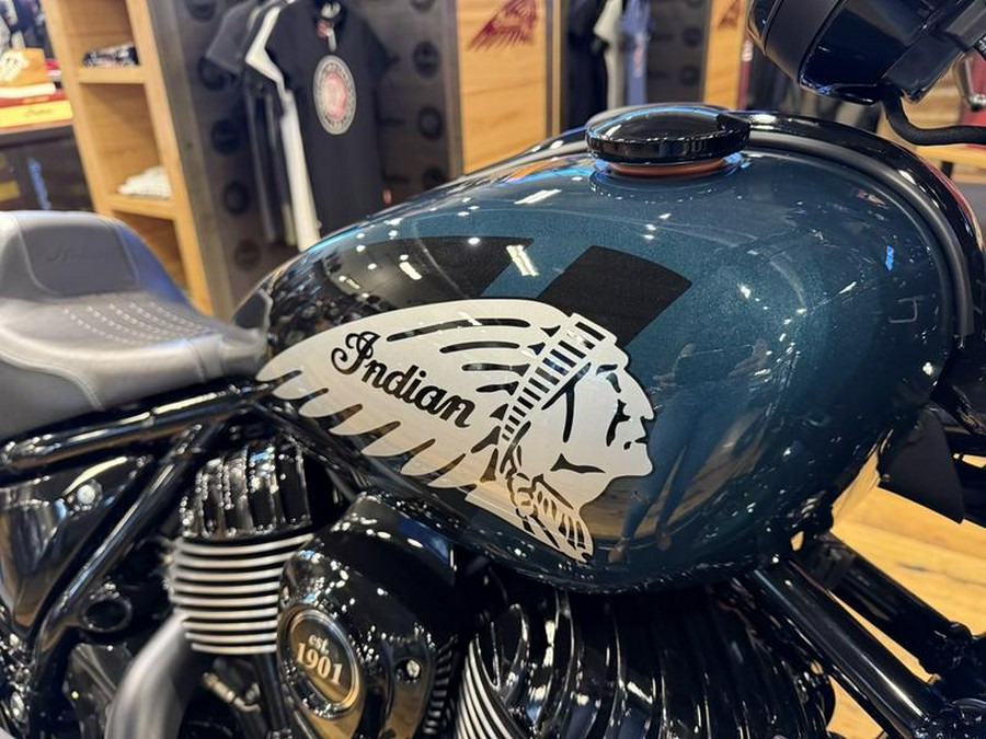 2025 Indian Motorcycle® Sport Chief Cascade Green Metallic