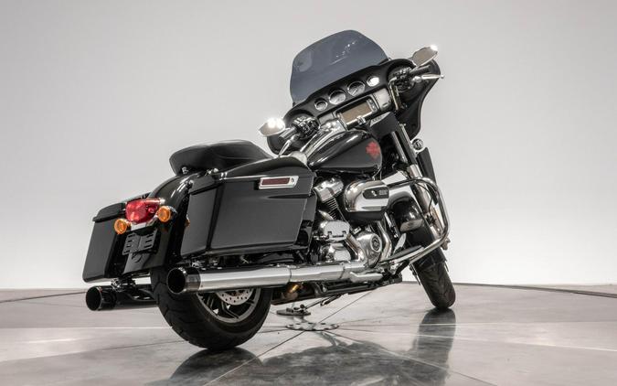 2019 HARLEY-DAVIDSON FLHT ELECTRA GLIDE STANDARD in Vivid Black with 7,383 miles!
