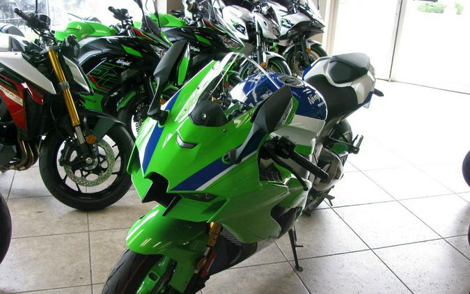 2024 Kawasaki Ninja® ZX™-10R 40th Anniversary Edition ABS