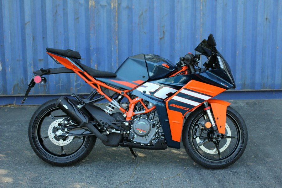 2024 KTM RC 390