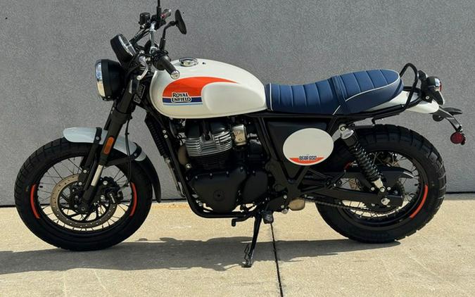 2025 Royal Enfield Bear 650 Boardwalk White