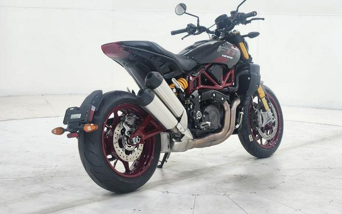 2024 Indian Motorcycle® FTR R Carbon Carbon Fiber