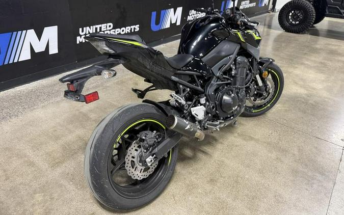 2024 Kawasaki Z900 ABS Candy Persimmon Red/Ebony