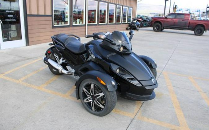 2009 Can-Am Spyder™ GS Roadster with SM5 Transmission (manual)