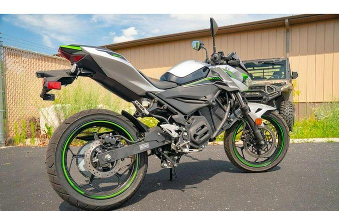 2024 Kawasaki Z e-1 ABS