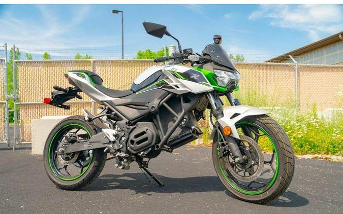 2024 Kawasaki Z e-1 ABS