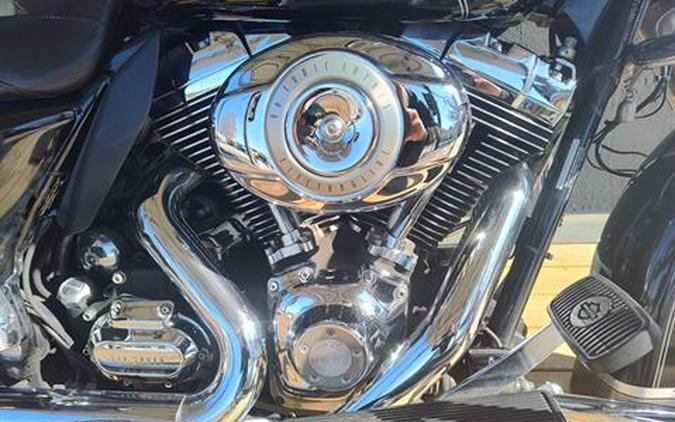 2010 Harley-Davidson Ultra Classic® Electra Glide® Peace Officer Special Edition