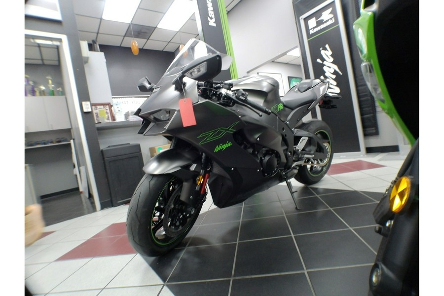 2025 Kawasaki Ninja ZX 10RR ABS