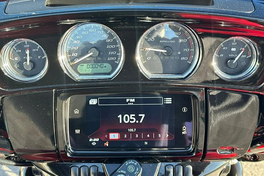 2022 Harley-Davidson® FLHXS - Street Glide® Special