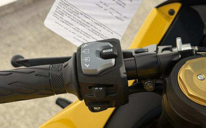 2027 Suzuki GSX-R1000AM7
