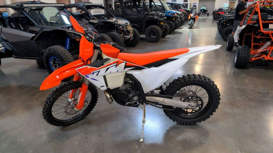 2023 KTM 250 XC