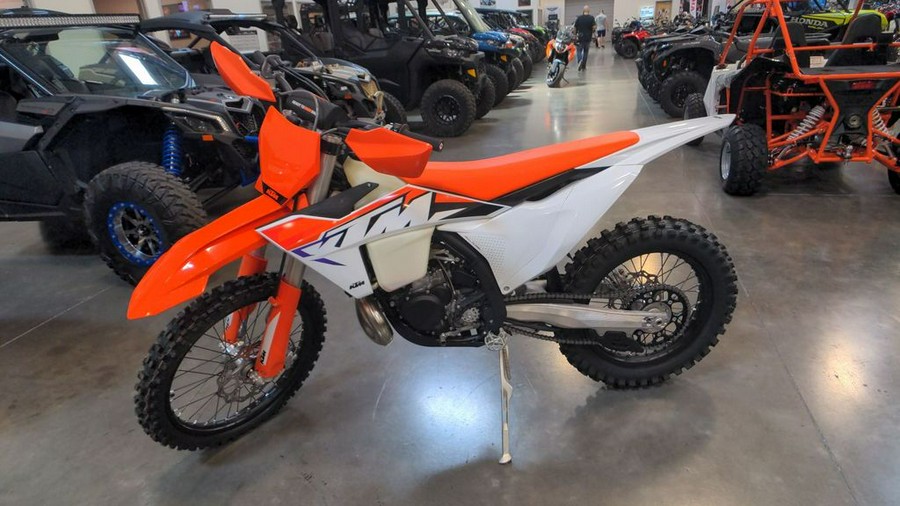 2023 KTM 250 XC