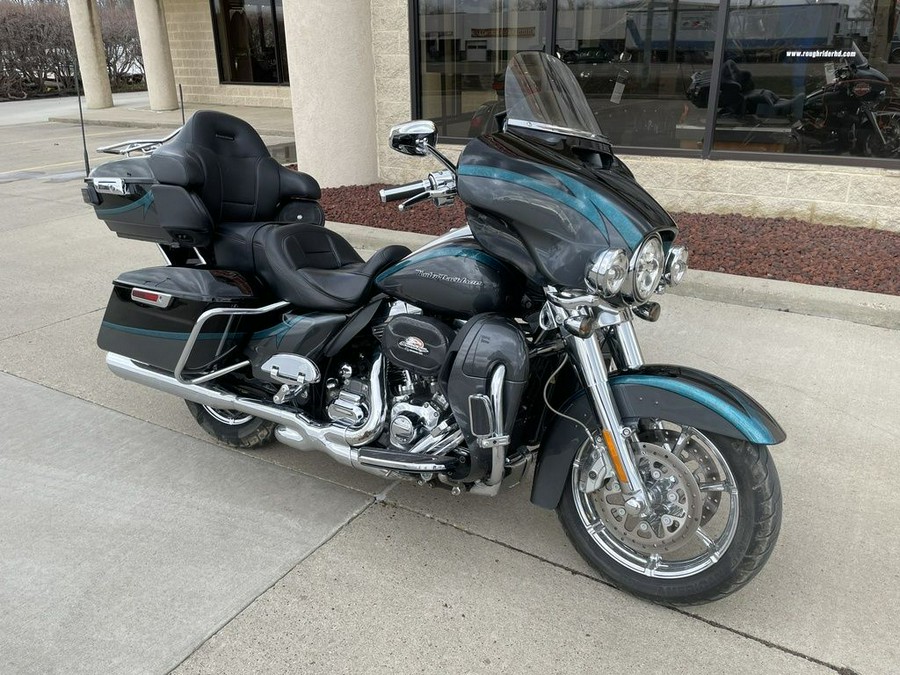 2015 Harley-Davidson® FLHTKSE - CVO™ Limited