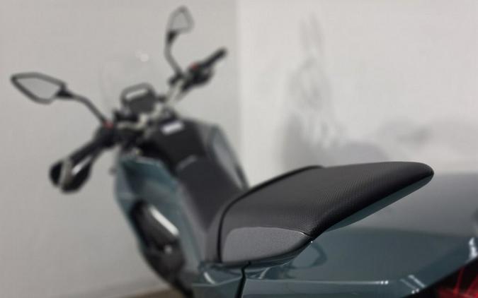 2026 Kawasaki KLE500 SE ABS