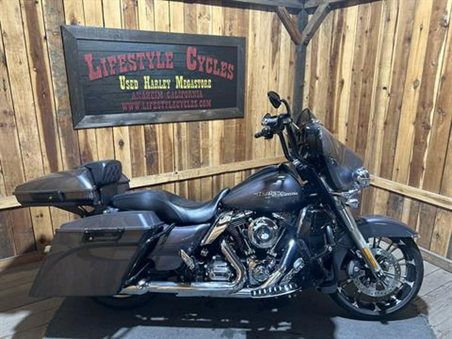2015 Harley-Davidson Street Glide® Special