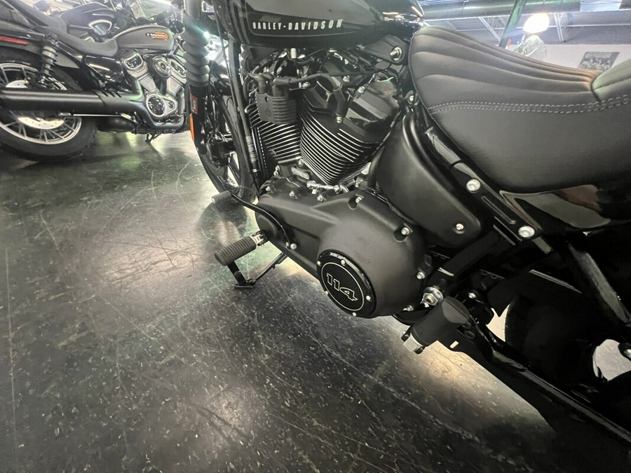 2024 Harley-Davidson Street Bob 114 Vivid Black FXBBS