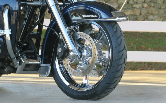 2013 Harley-Davidson FLHTCUTG - Tri Glide Ultra Classic