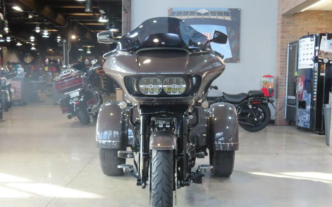 FLTRT 2023 Road Glide® 3