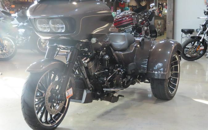 FLTRT 2023 Road Glide® 3