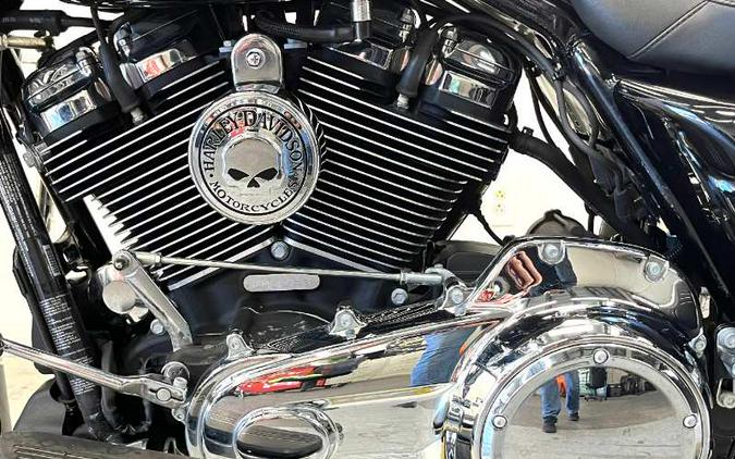 2017 Harley-Davidson ROAD GLIDE FLTRX