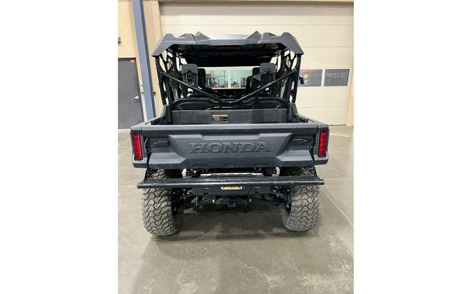 2023 Honda Pioneer 1000-6 Crew Deluxe