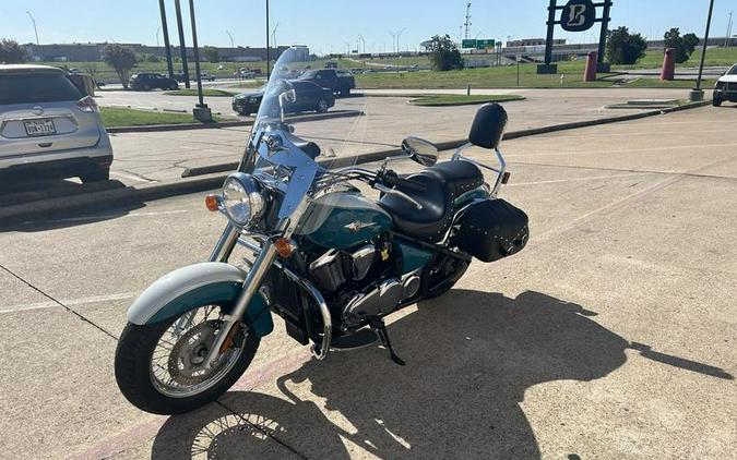 2022 Kawasaki Vulcan® 900 Classic LT