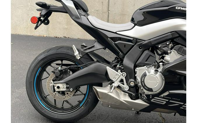 2025 CFMOTO 675 SS
