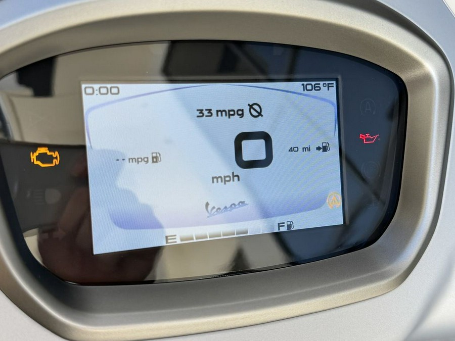 2024 Vespa GTS Super 300 Tech