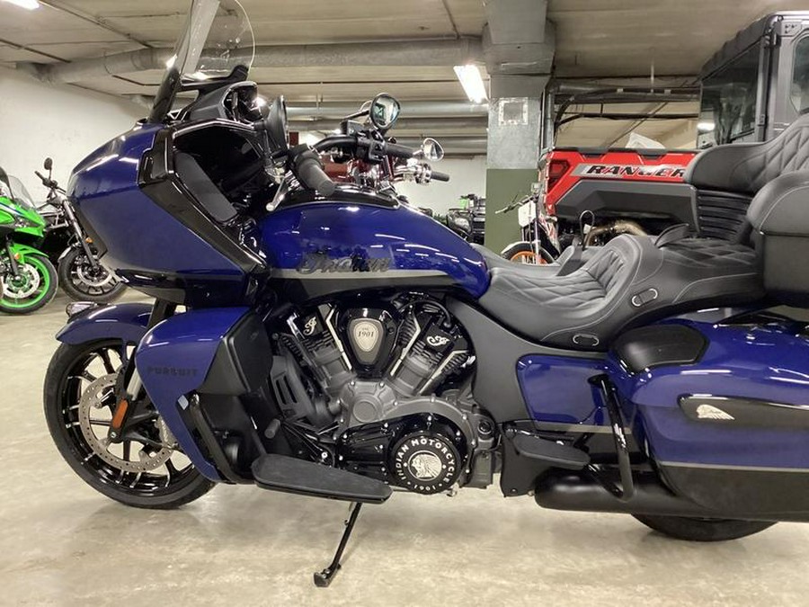 2024 Indian Motorcycle® Pursuit® Dark Horse® with PowerBand Audio Package Springfield Blue