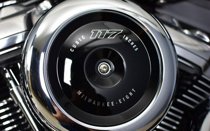 2026 Harley-Davidson Street Bob Vivid Black Chrome Laced Wheels