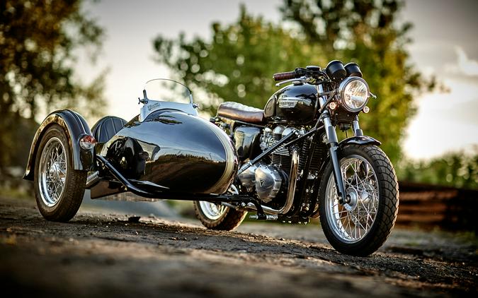 2023 Triumph Bonneville T120 Review [The Spirit of ’59 Continues]