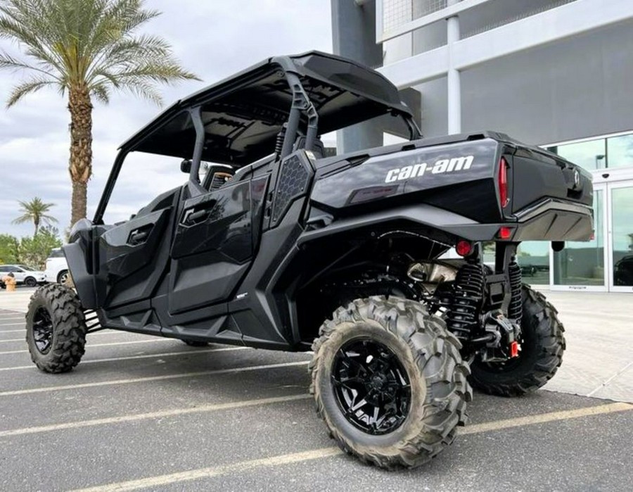 2025 Can-Am® Commander MAX XT 700
