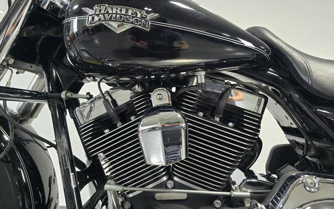 2011 Harley-Davidson® FLHRC103