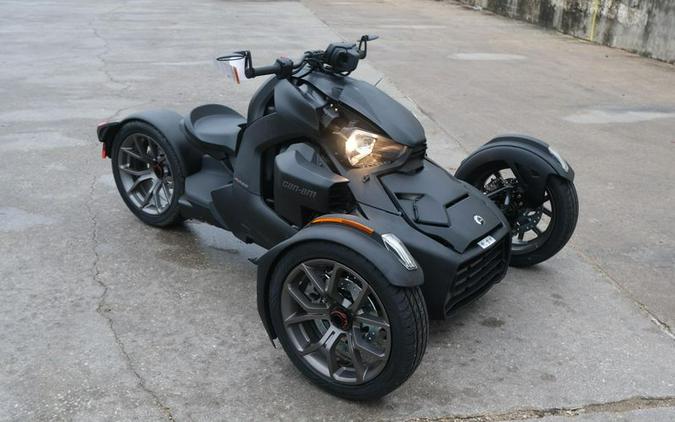 New 2025 CAN-AM RYKER 900