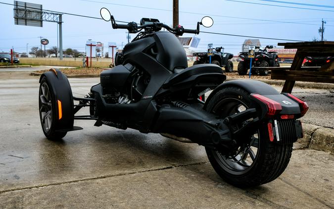 2025 CAN-AM RYKER 900