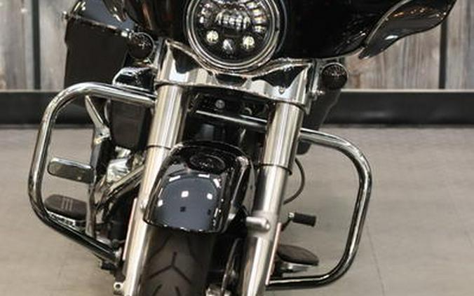 2023 Harley-Davidson® FLHX - Street Glide®