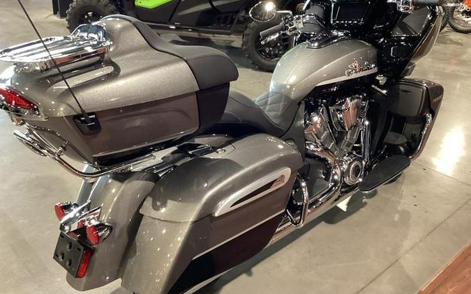 2024 Indian Motorcycle® Pursuit® Limited Titanium/Black Metallic