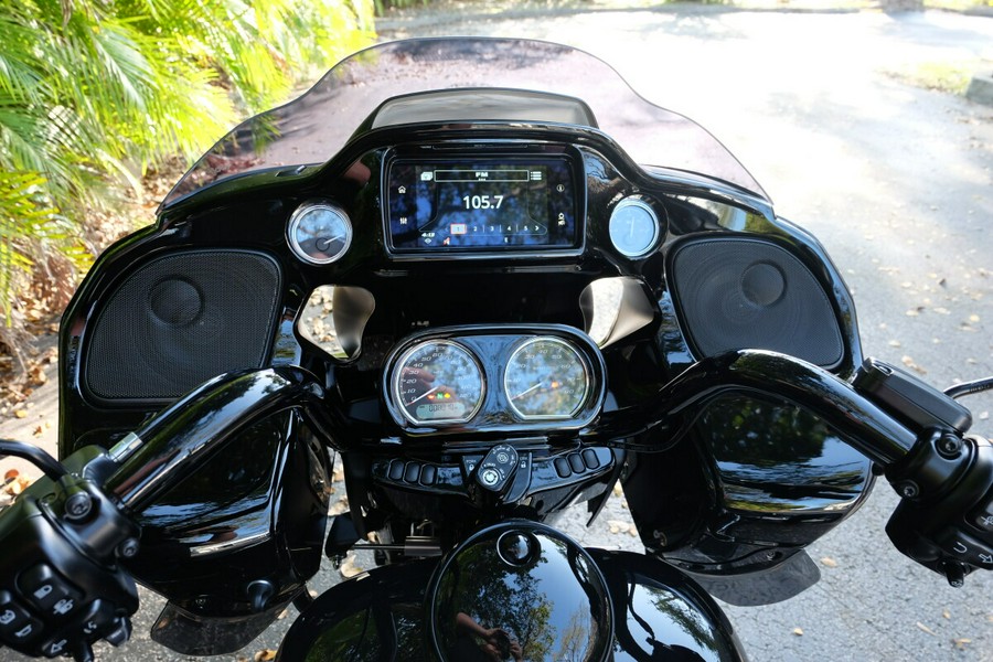 FLTRT 2024 Road Glide 3