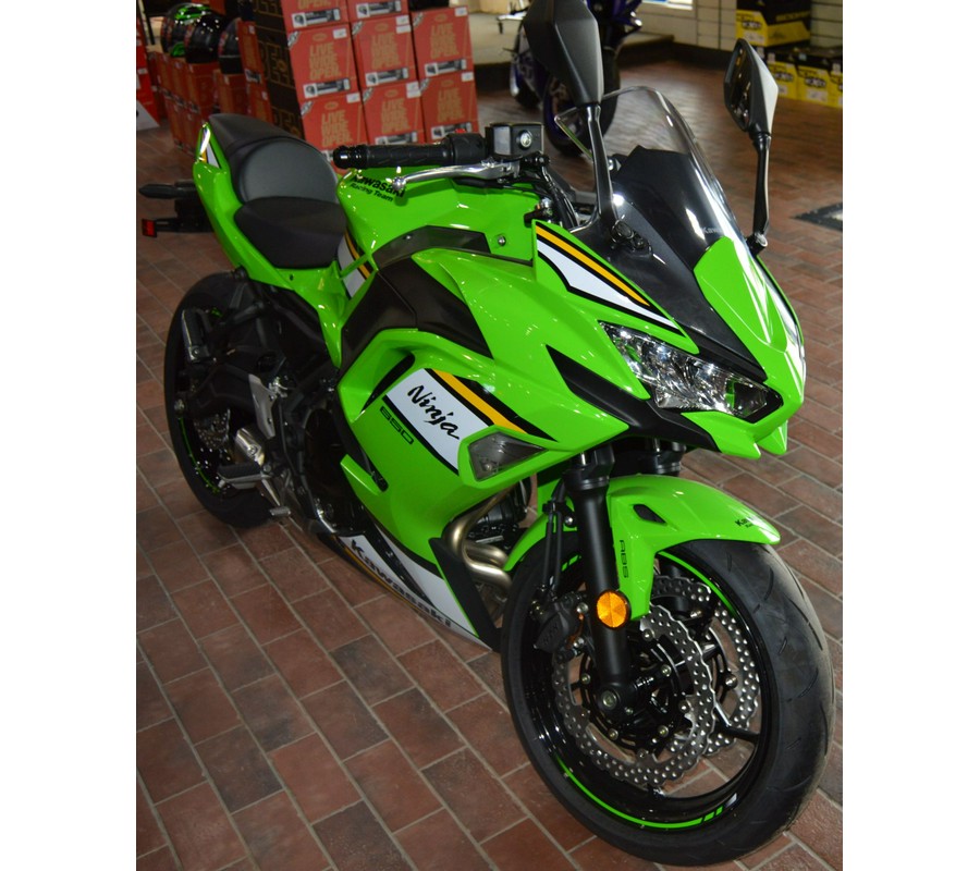 2025 Kawasaki Ninja 650 KRT Edition ABS