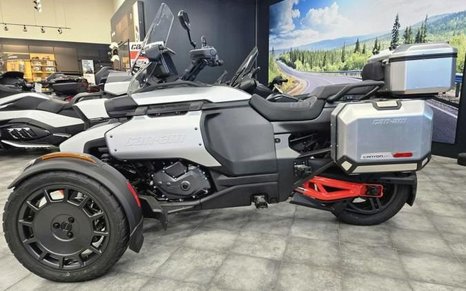 2025 Can-Am Canyon? XT