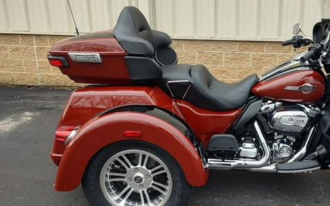 2024 Harley-Davidson Trike FLHTCUTG - Tri Glide Ultra