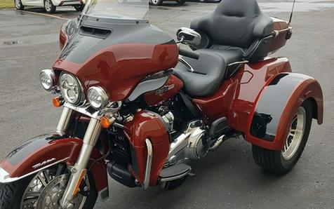 2024 Harley-Davidson Trike FLHTCUTG - Tri Glide Ultra