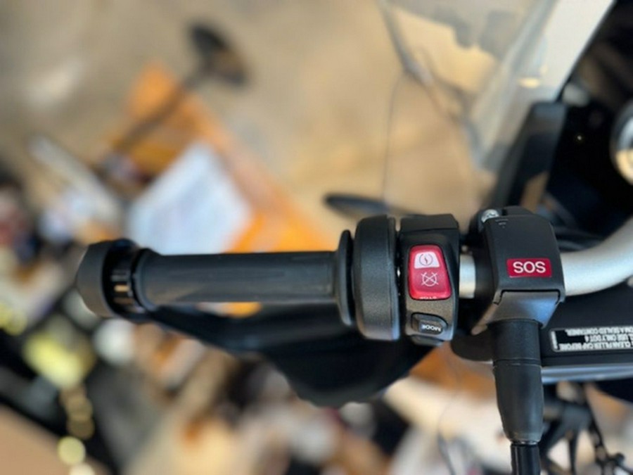 2025 BMW F 900 GS Adventure