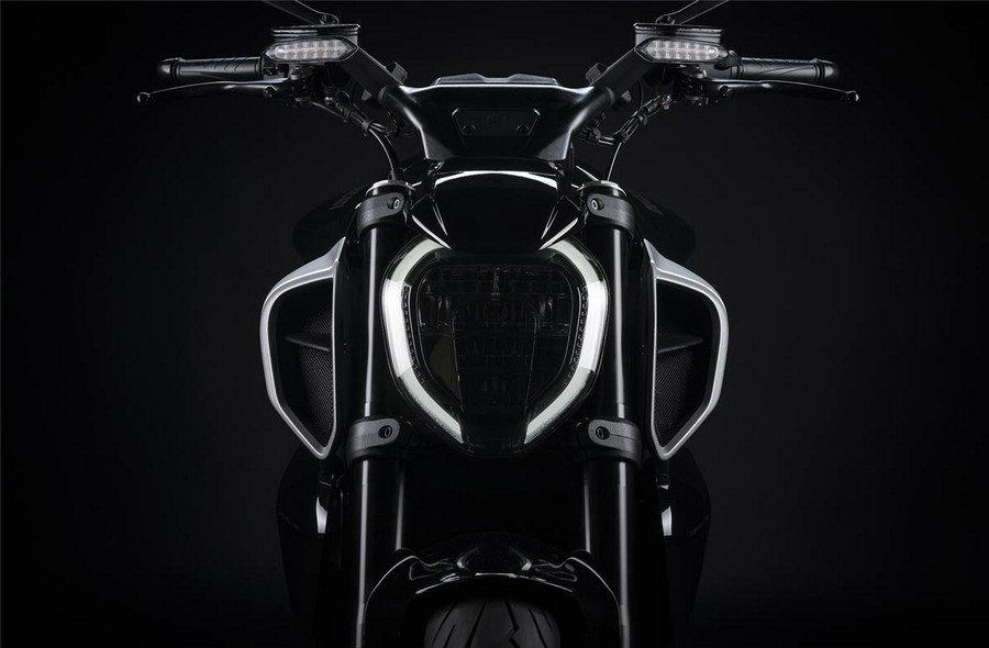 2023 Ducati DIAVEL V4